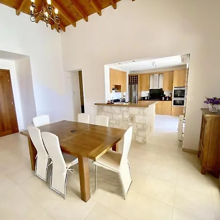 Apartman Niloamna Krítu Téra