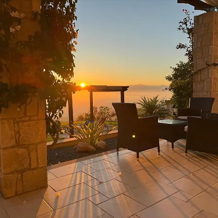 Niloamna * Kritou Terra